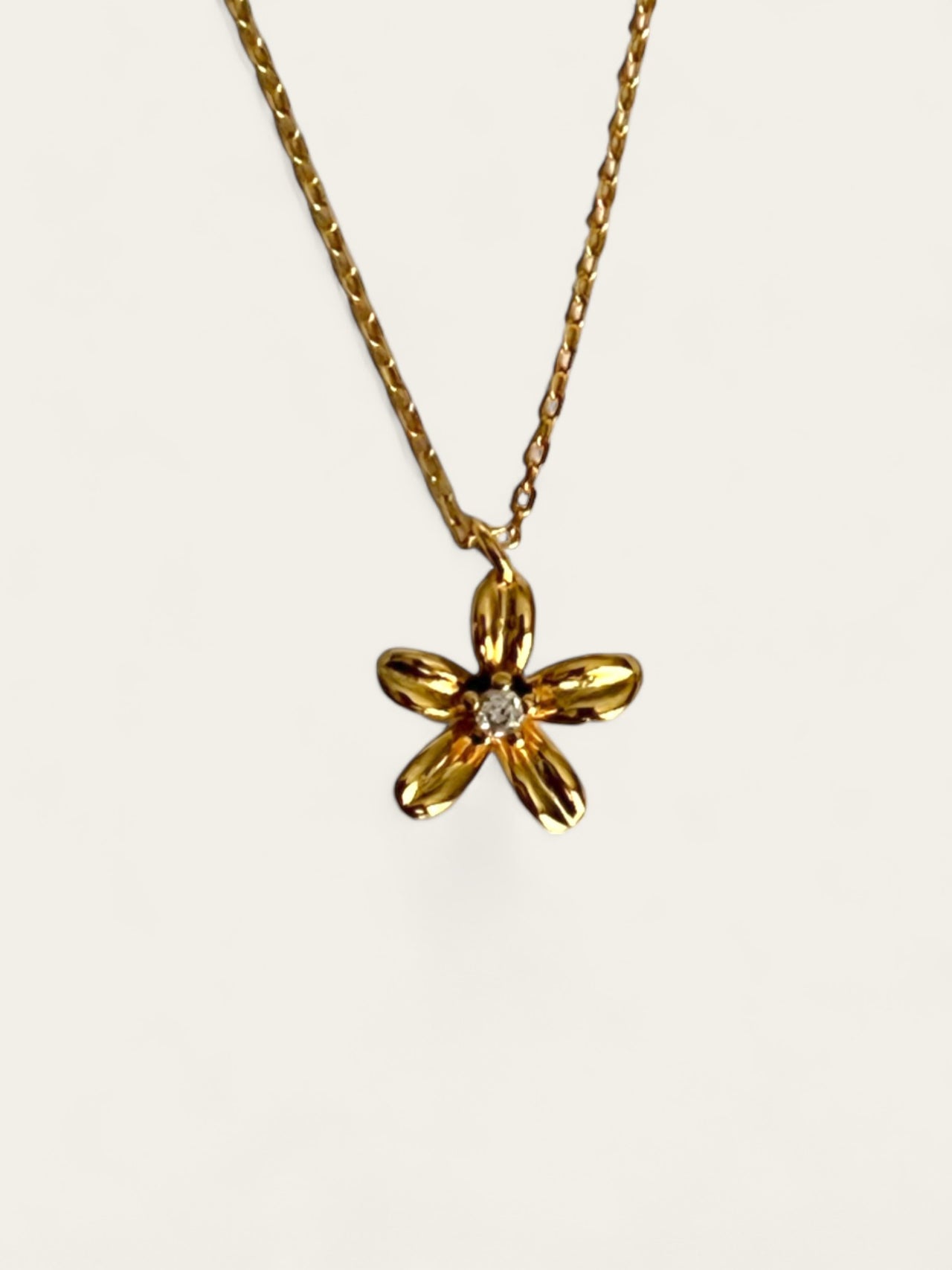 Petite Bloom Necklace - Gold