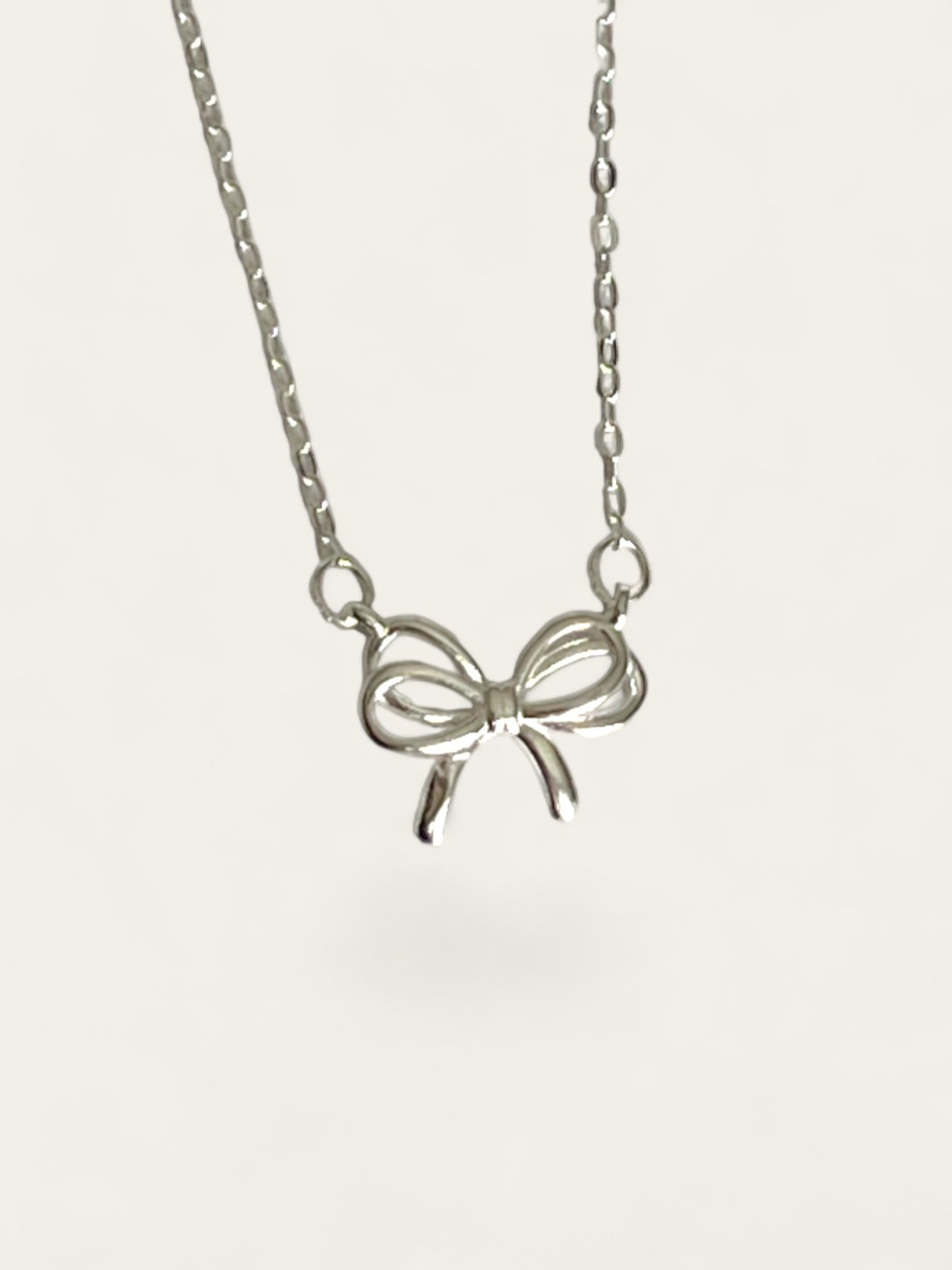 Messy Bow Necklace - Silver