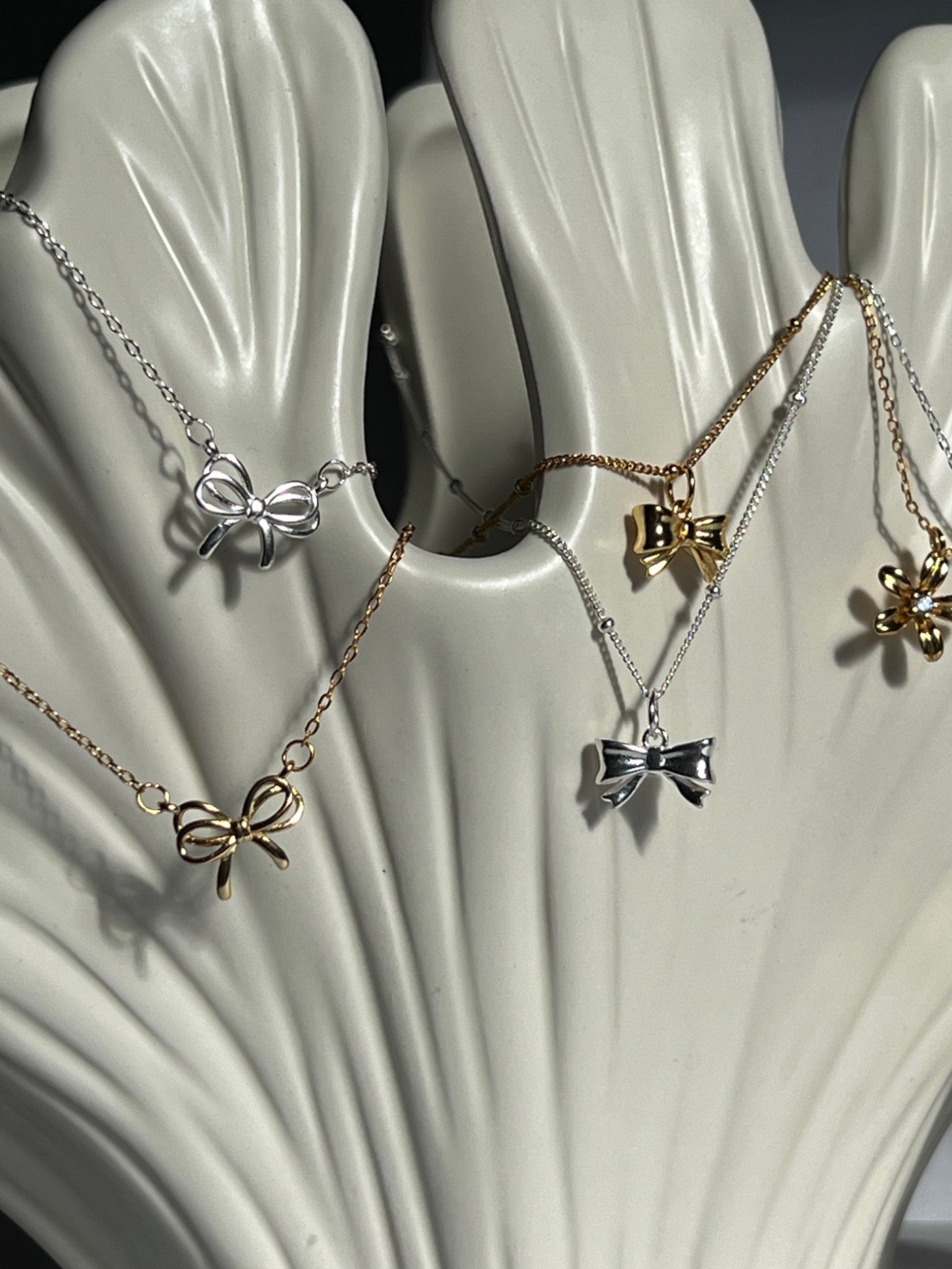 Messy Bow Necklace - Silver - Ynez Project