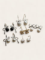 Mini Bow Pearl Earrings - Silver
