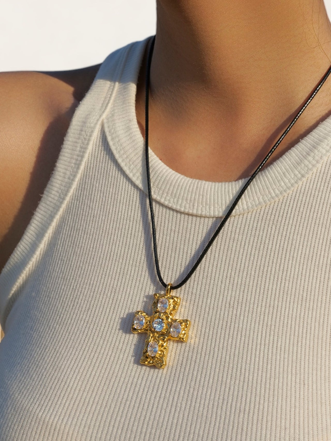 Croce Necklace - Gold